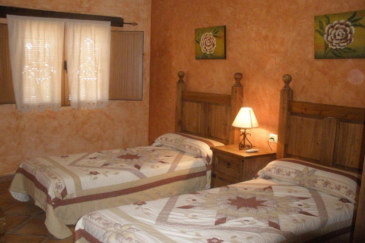 Complejo Penafiel Apartment Zarza La Mayor Bagian luar foto