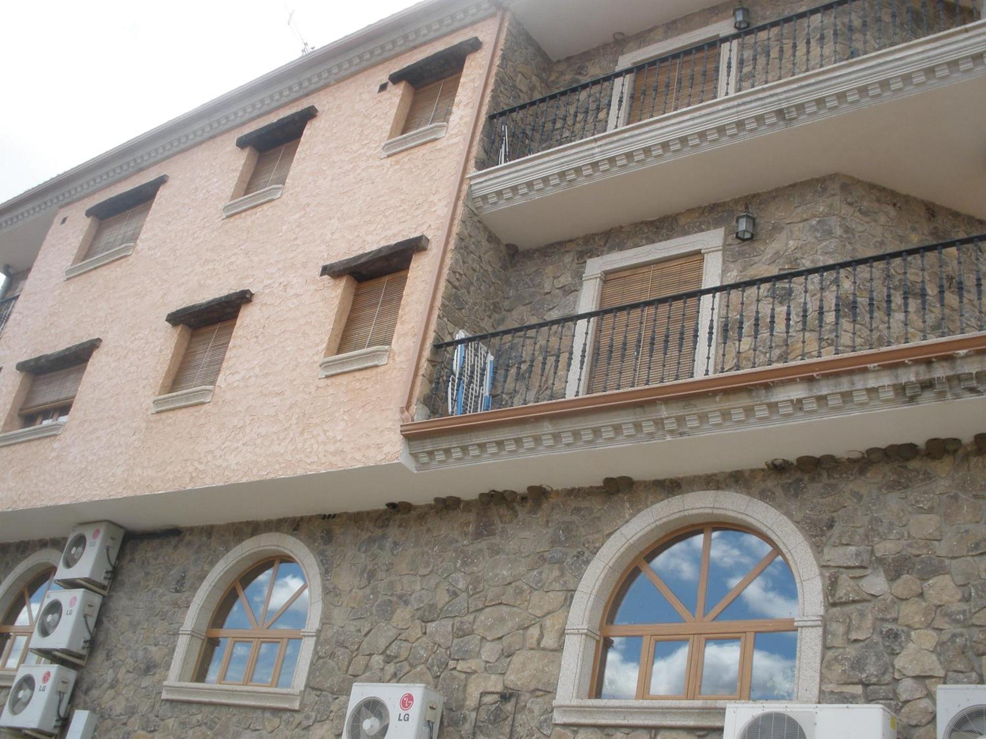 Complejo Penafiel Apartment Zarza La Mayor Bagian luar foto